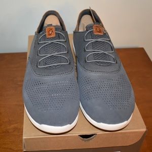 Olukai ‘Alapha Li Keu’ men’s athletic sneakers